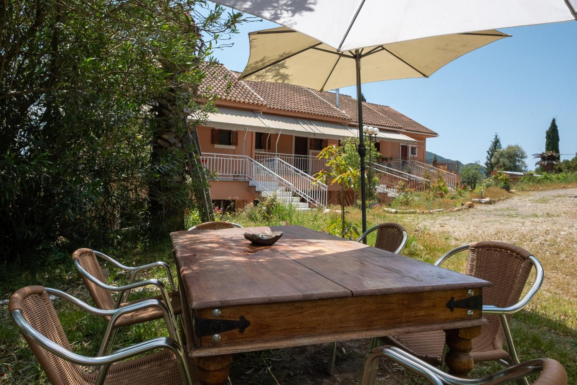 Apartamento Kokkini Peach House Kokkínion Exterior foto